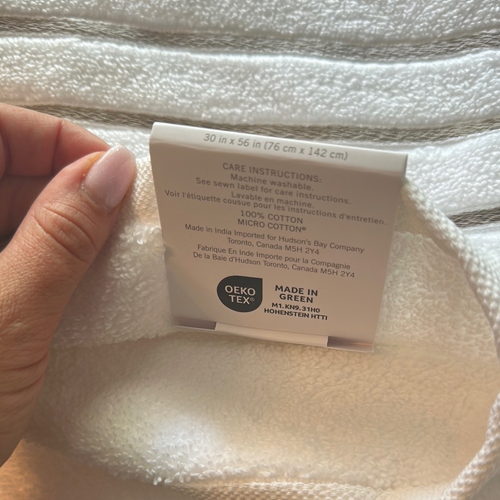 Hotel Collection White Hand Towels Elegant Ribbed Design - Picture 2 of 3